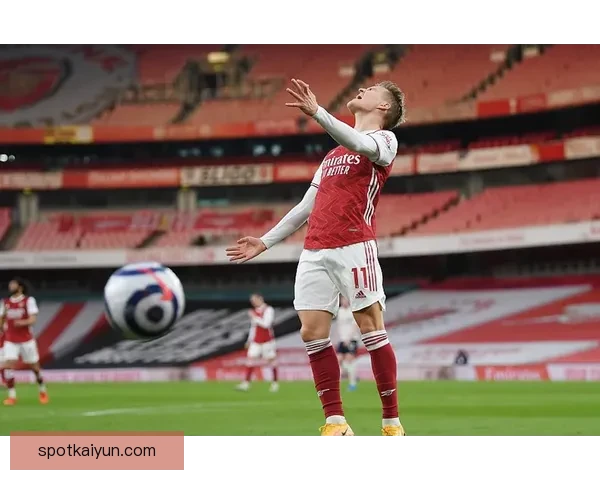 Saka 创造阿森纳最年轻出场纪录，表现备受关注